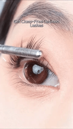 Get clump free defined lashes